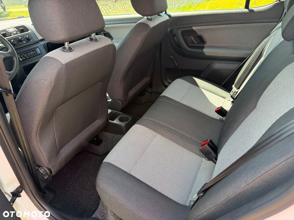 Skoda Fabia 1.2 HTP Ambiente - 5
