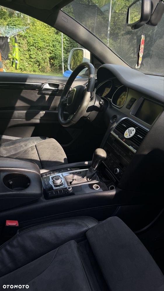 Audi Q7 - 4