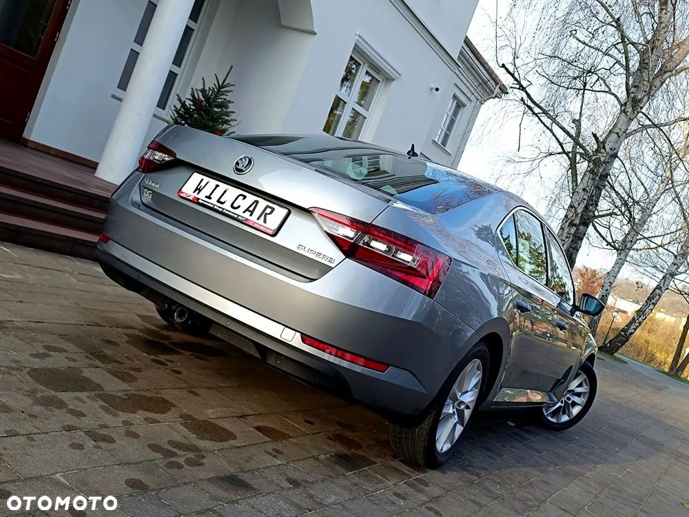 Skoda Superb 1.4 TSI ACT DSG Ambition - 8