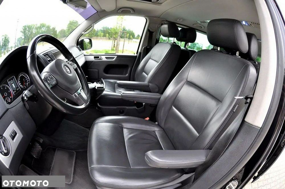 Volkswagen Multivan - 7
