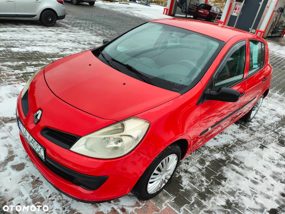 Renault Clio - 28