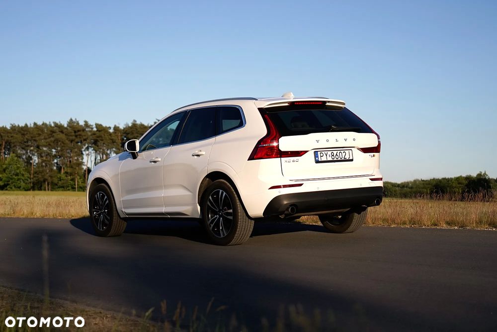 Volvo XC 60 T6 AWD Geartronic Momentum - 5