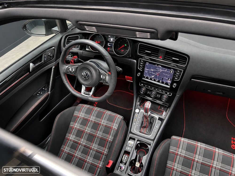 VW Golf 2.0 TSi GTi DSG Performance - 13