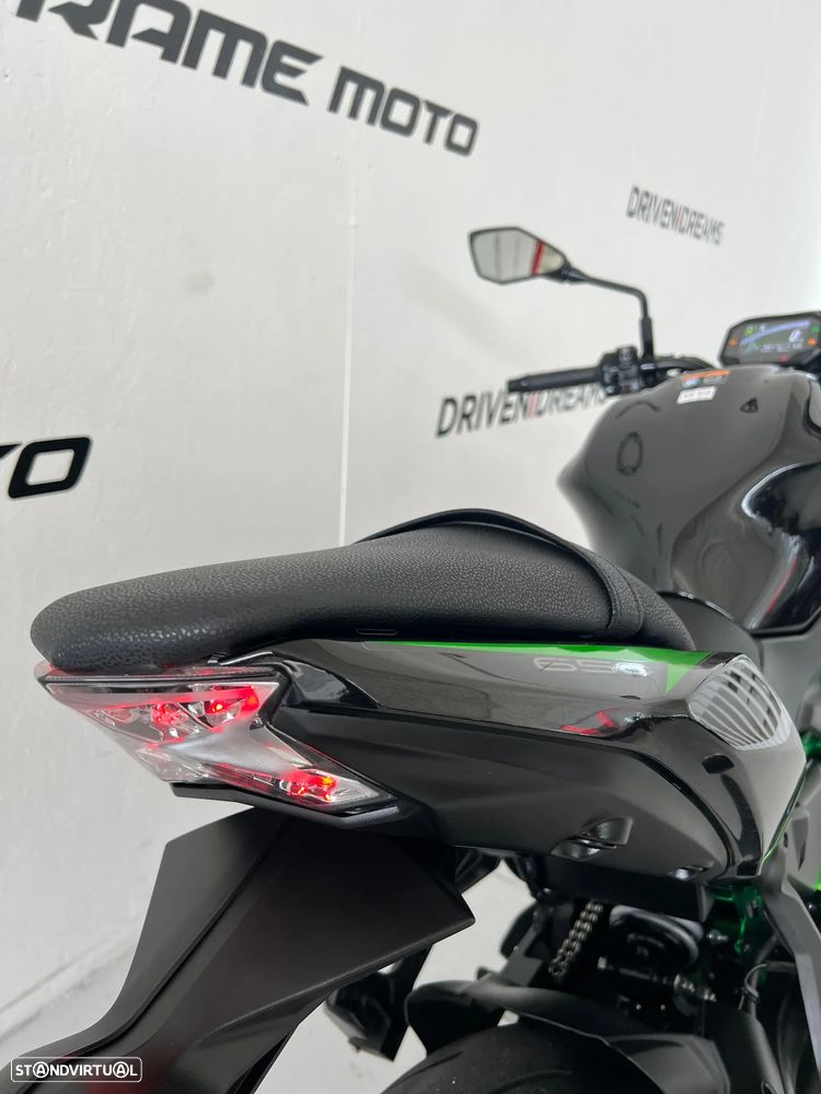 Kawasaki Z 650 - 11