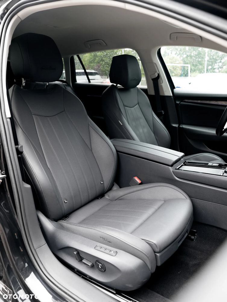 Skoda Superb 2.0 TDI SCR L&K DSG - 18