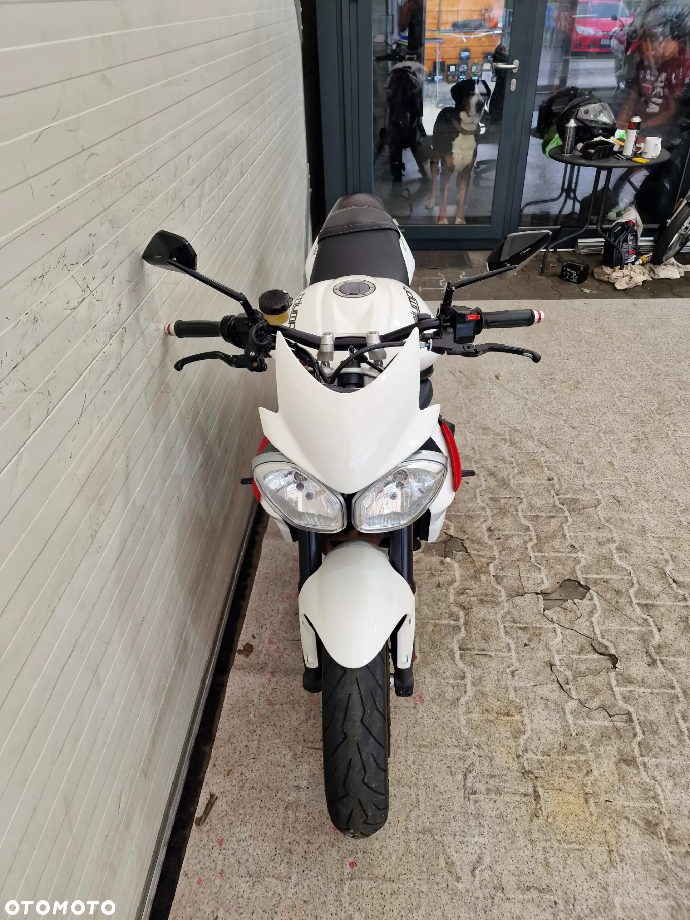 Triumph Street Triple - 12