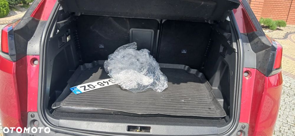 Peugeot 3008 PureTech 130 Stop & Start GPF EAT8 Allure Business-Paket - 24