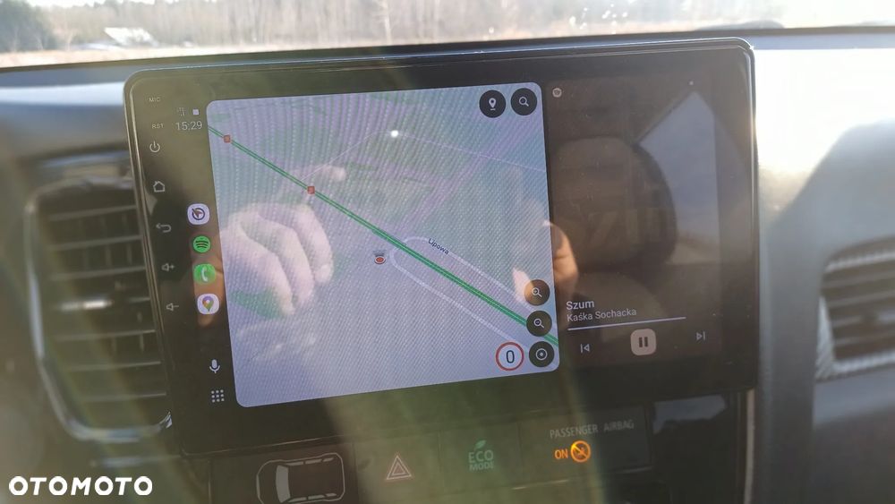 Mitsubishi Outlander - 12