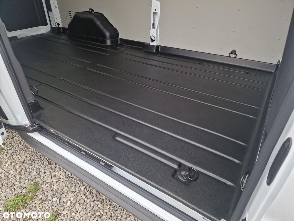 Ford Transit 350 L3H2 Trend - 8