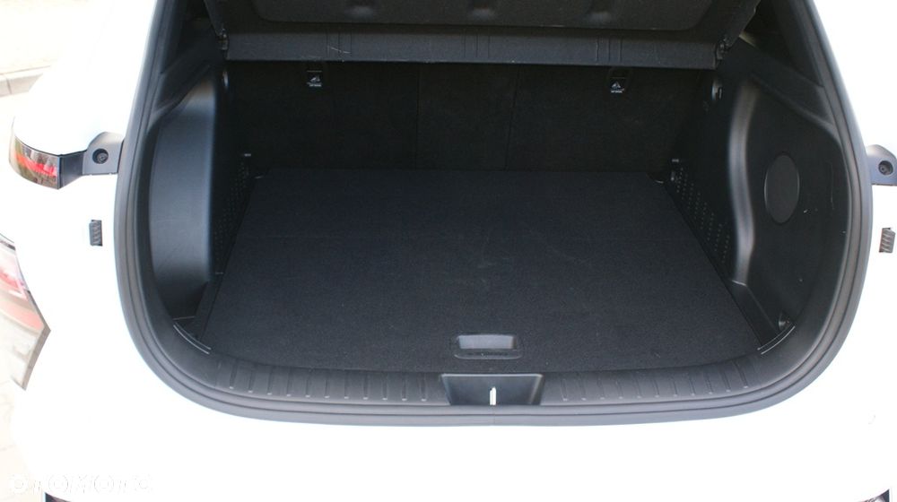 Hyundai Kona - 31