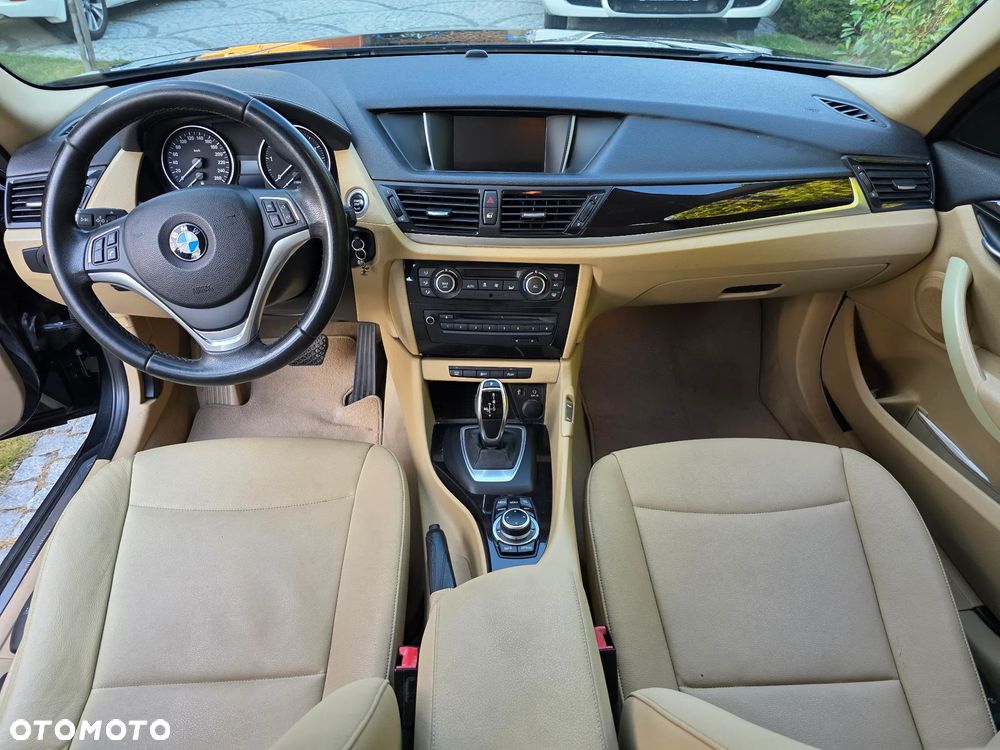 BMW X1 sDrive18d xLine - 2
