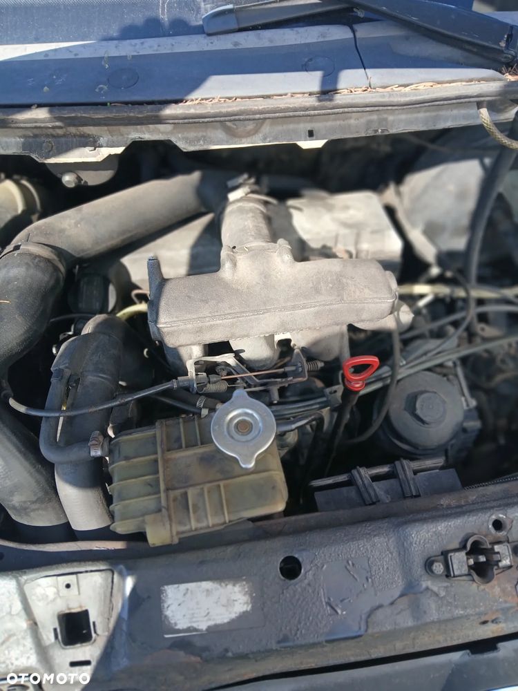mercedes vito w638 silnik 2.3TD 601.942 skrzynia sanki belka przód tył wahacz zacisk - 2