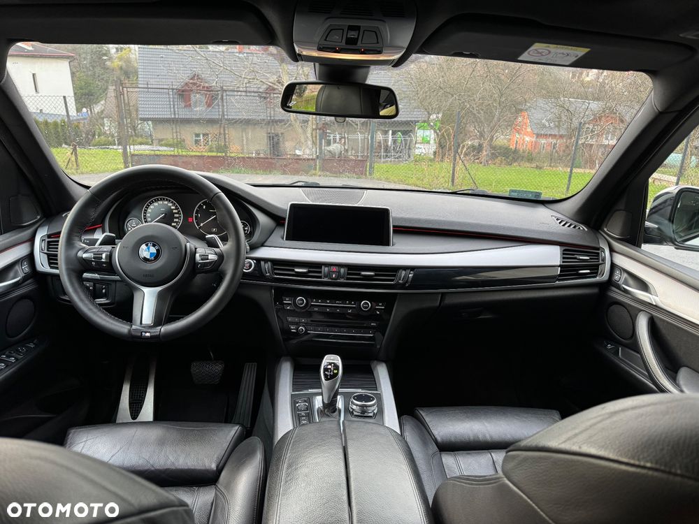 BMW X5 M M50d - 13