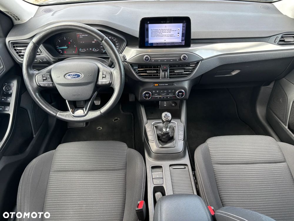 Ford Focus 1.5 EcoBlue Start-Stopp-System ST-LINE X - 6