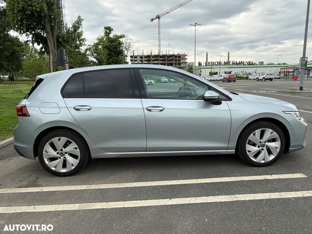 Volkswagen Golf 1.5 eTSI DSG MHEV Life - 4