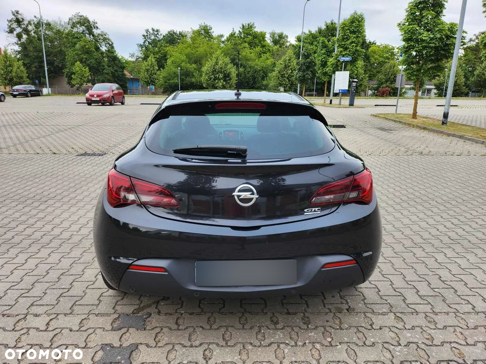 Opel Astra GTC 1.4 Turbo - 8