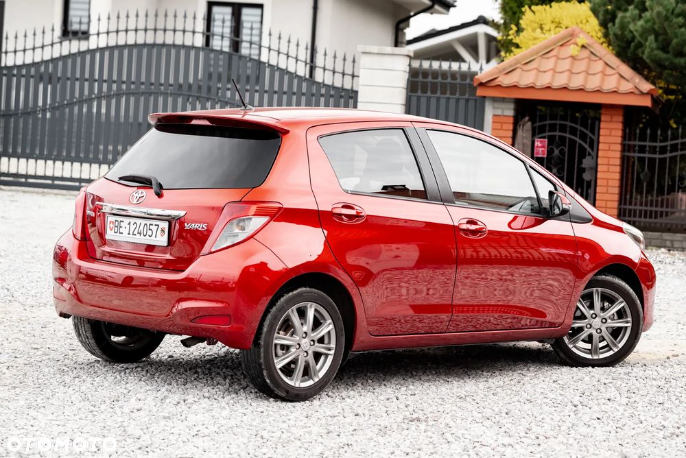 Toyota Yaris 1.33 VVT-i S - 11
