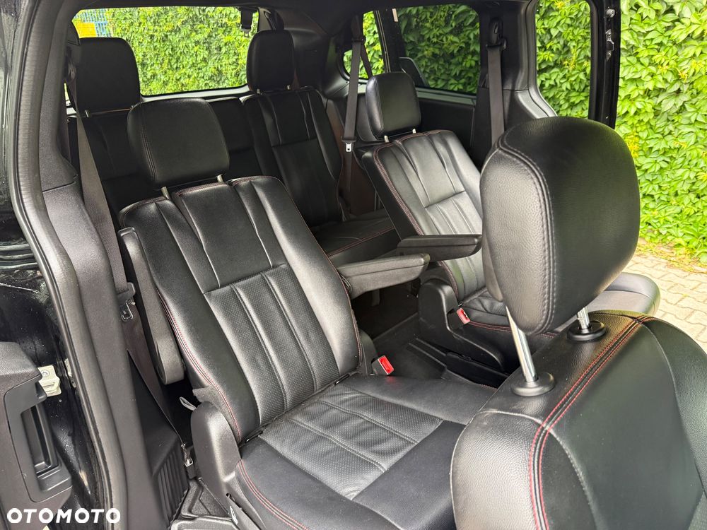 Dodge Grand Caravan 3.6 Express - 13