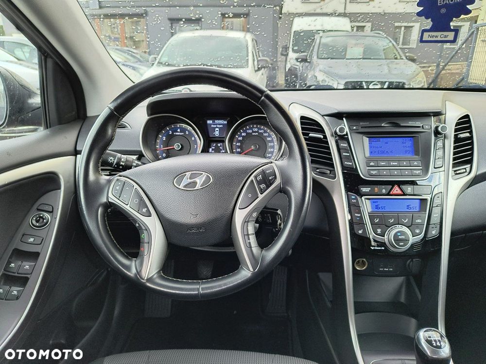 Hyundai i30 1.4 Premium - 19