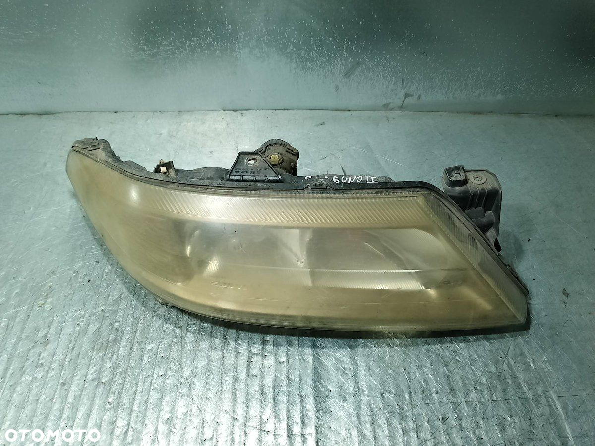 LAMPA PRZÓD PRAWA XENON RENAULT LAGUNA II 8200163324  89006907 - 9