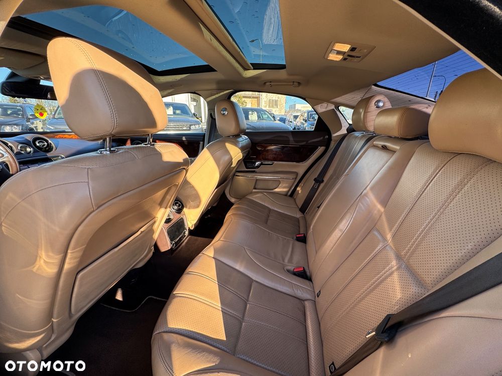 Jaguar XJ 3.0 T AWD Portfolio - 21
