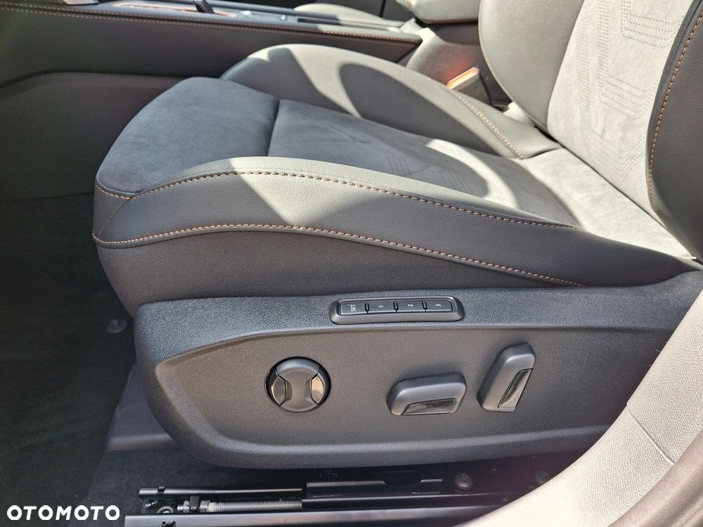 Cupra Formentor 1.5 eTSI mHEV DSG - 17
