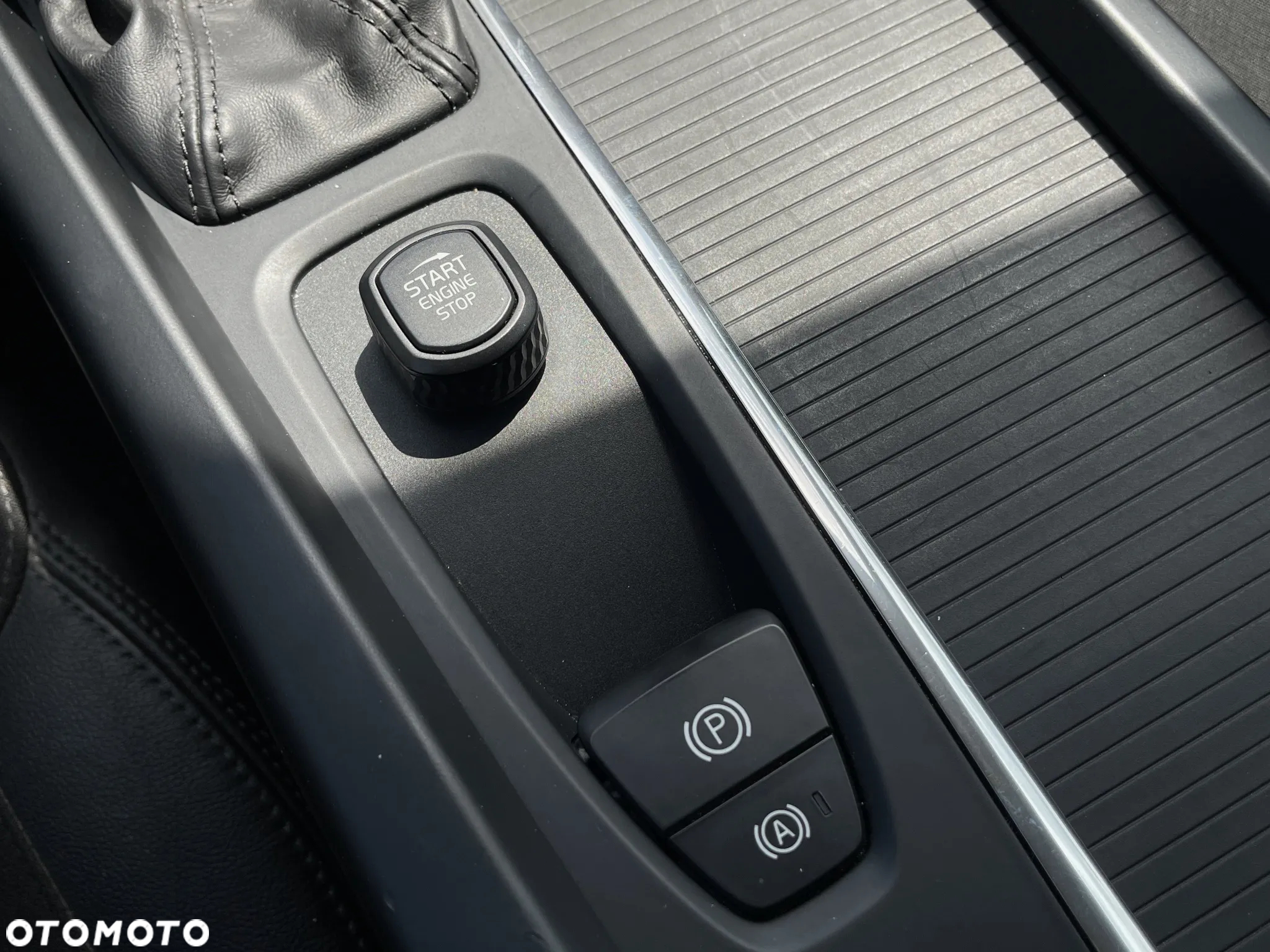 Volvo V60 D3 Geartronic Momentum - 24
