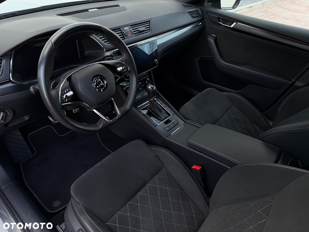 Skoda Superb 2.0 TSI Sportline DSG - 19