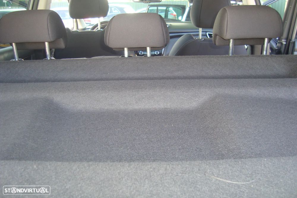 Nissan Qashqai 1.5 dCi N-Connecta J18+Led - 42