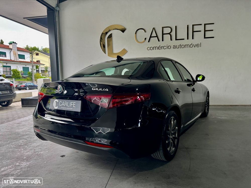 Alfa Romeo Giulia 2.2 D Super - 23