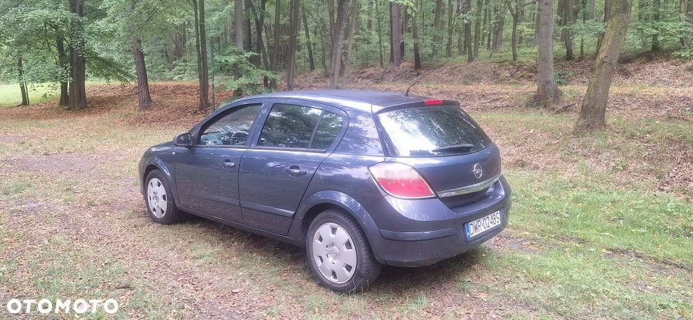 Opel Astra - 4