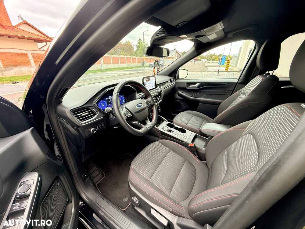 Ford Kuga 2.5 Duratec FHEV ST-LINE - 11