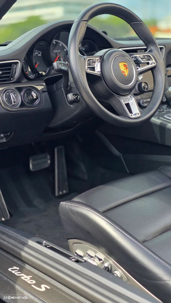 Porsche 911 (991) Turbo S PDK - 12