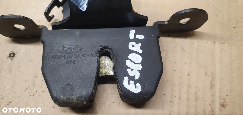 Zamek klapy bagażnika Ford Escort MK7 Cabrio V93AB-L432A30-AA - 6