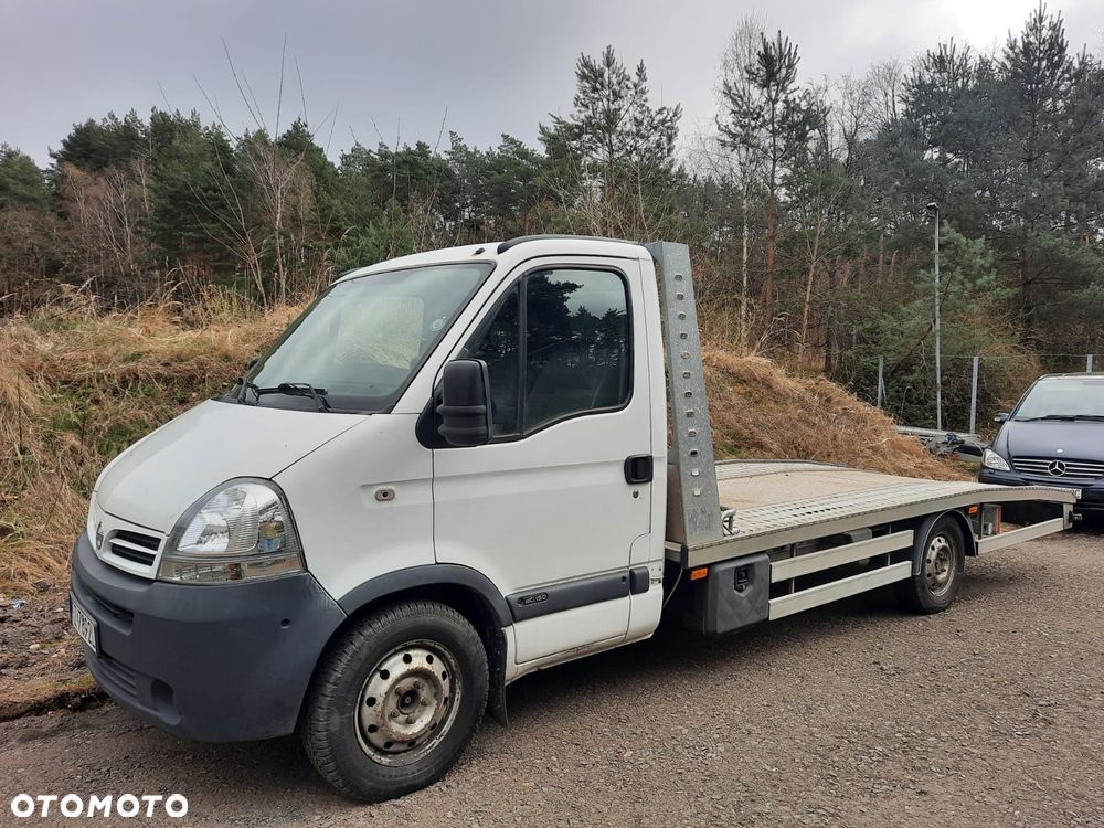 Nissan Interstar - 2