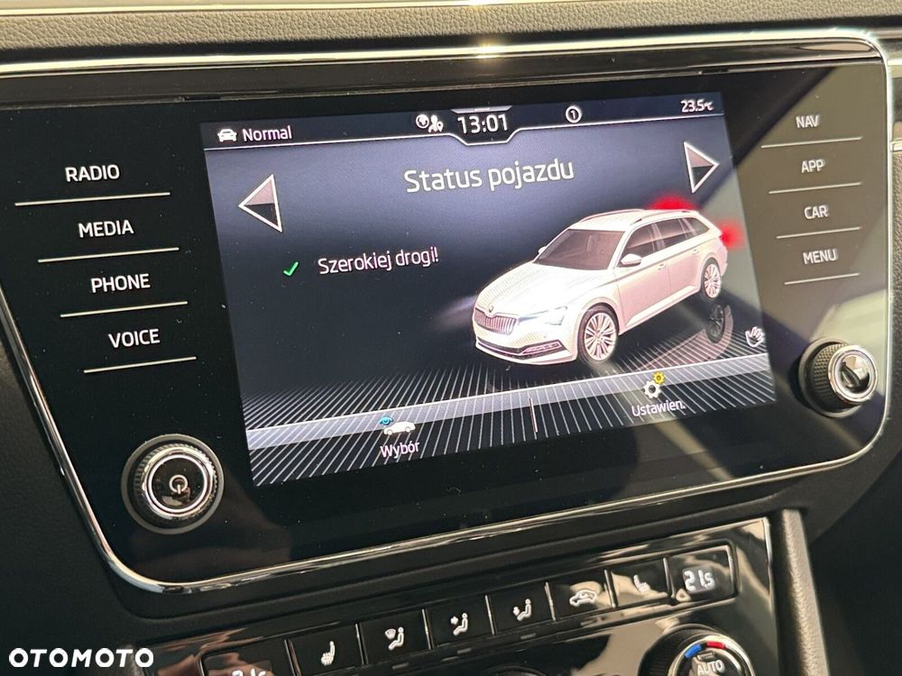 Skoda Superb 2.0 TDI SCR L&K DSG - 38
