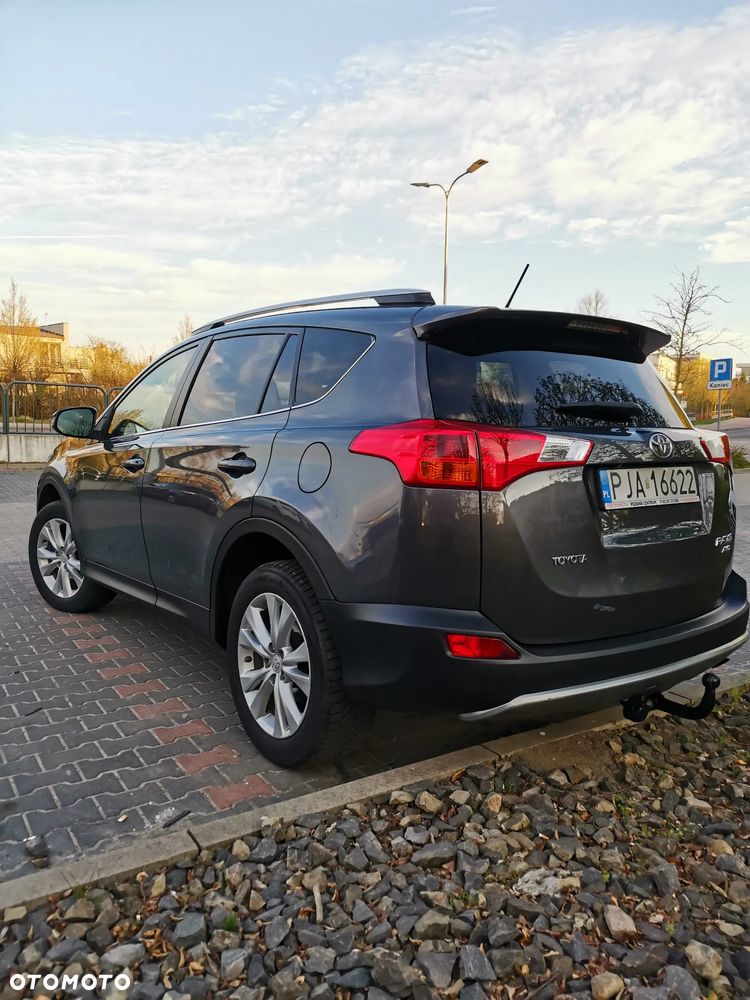 Toyota RAV4 2.2 D-4D Premium - 3