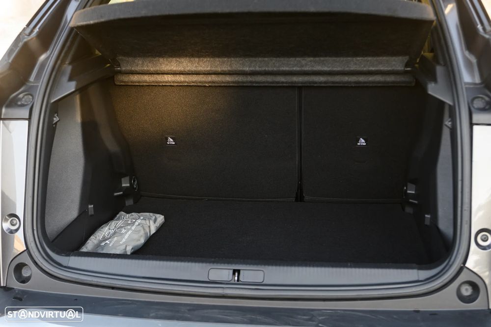 Peugeot 2008 1.2 PureTech Allure Pack - 43