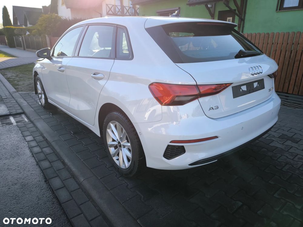 Audi A3 Sportback 35 TFSI S tronic - 2