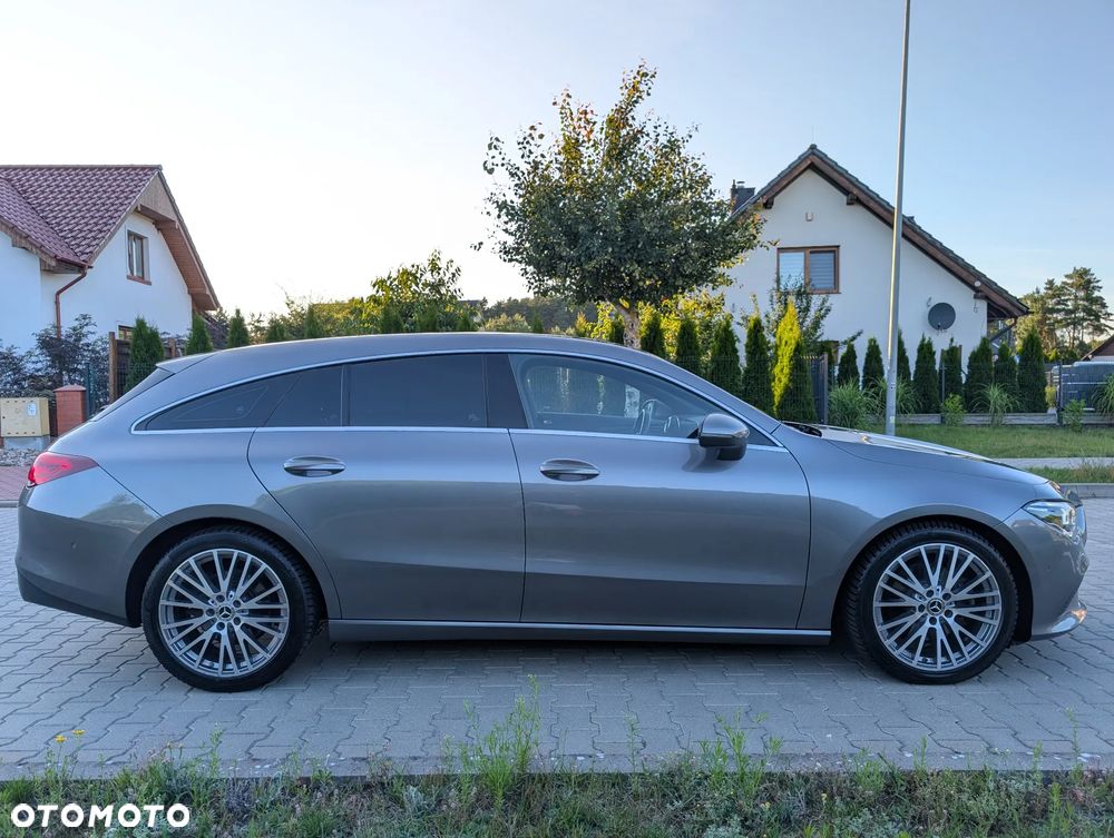 Mercedes-Benz CLA 200 d Progressive 8G-DCT - 38