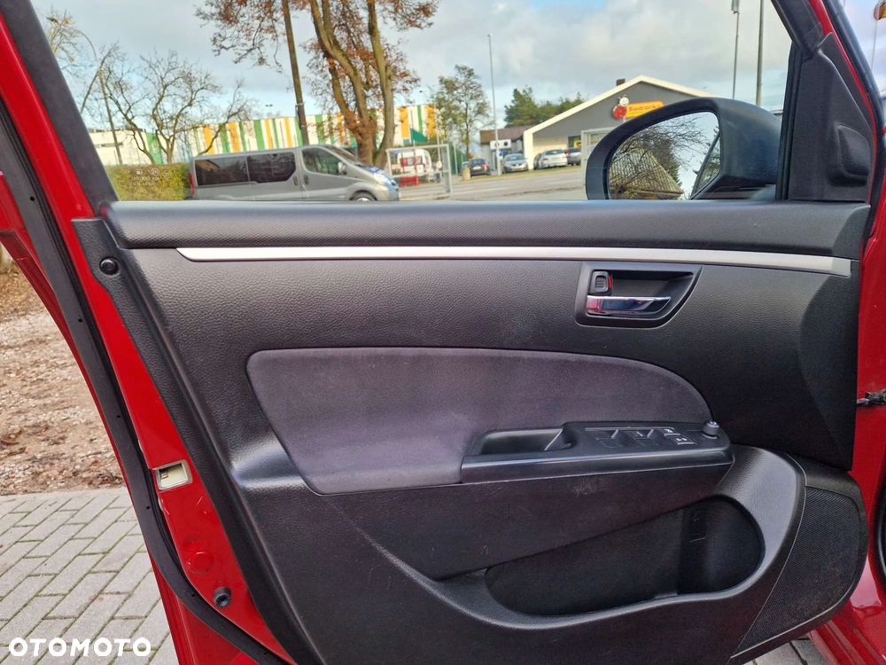 Suzuki Swift 1.2 4x4 Club - 31