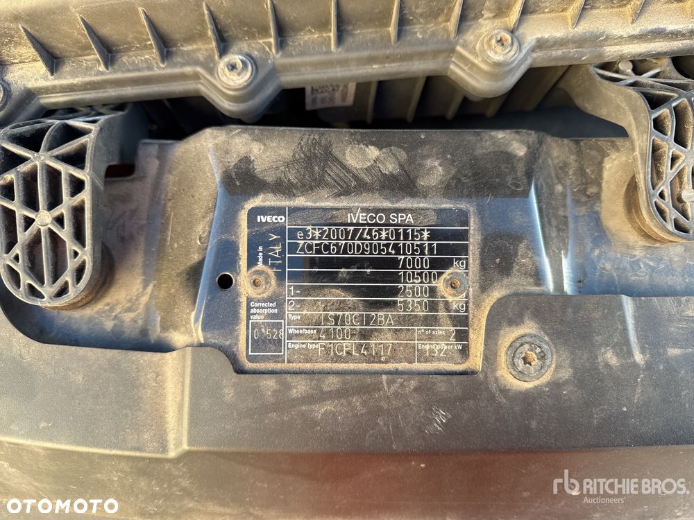 Iveco 70C18 - 9
