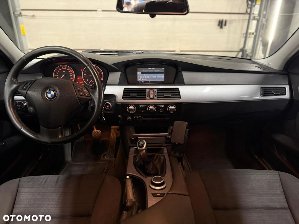 BMW Seria 5 520d - 19