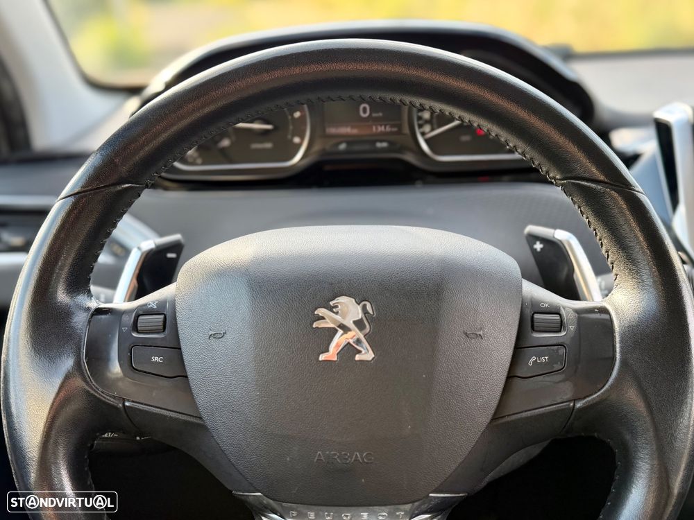 Peugeot 2008 - 9