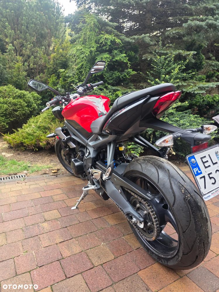 Triumph Street Triple - 13