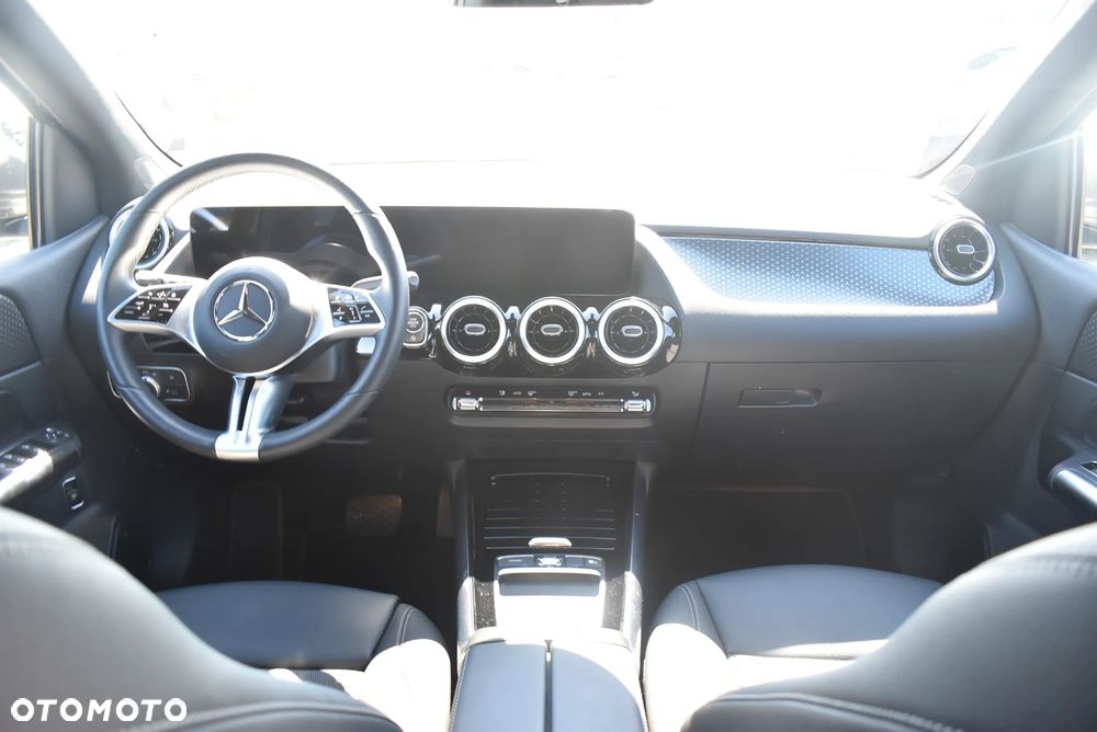 Mercedes-Benz Klasa B 200 d 8G-DCT - 21