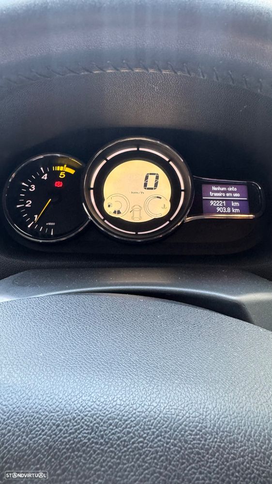 Renault Mégane 1.5 dCi Dynamique S - 7