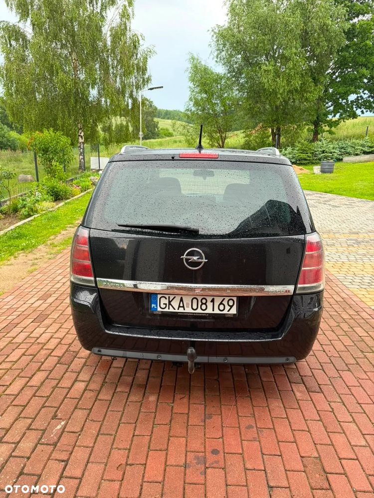 Opel Zafira 1.9 CDTI Cosmo - 10