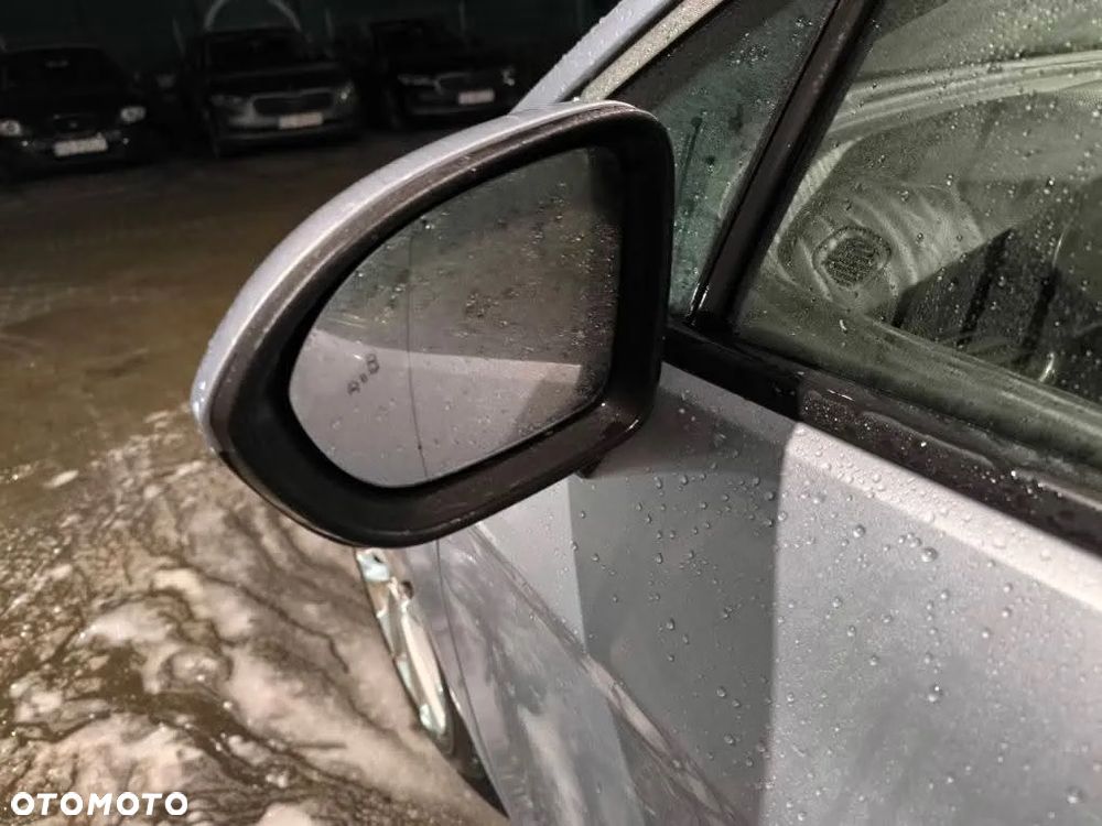 Opel Astra 1.4 T Dynamic S&S - 9