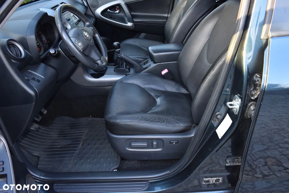 Toyota RAV4 2.2 D-CAT 4x4 Executive - 13